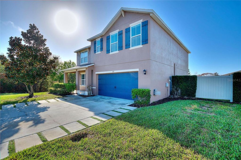 Photo of 519 Oakhurst Way, Lake Alfred, FL 33850 (MLS # O6387899)