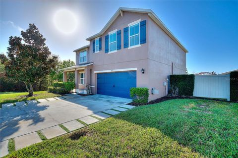 Photo of 519 Oakhurst Way, Lake Alfred, FL 33850 (MLS # O6387899)