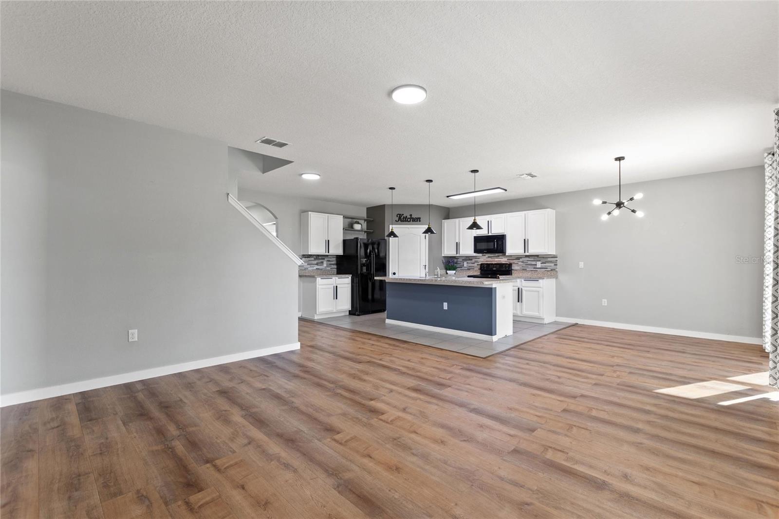 MAGNOLIA RIDGE - Residential