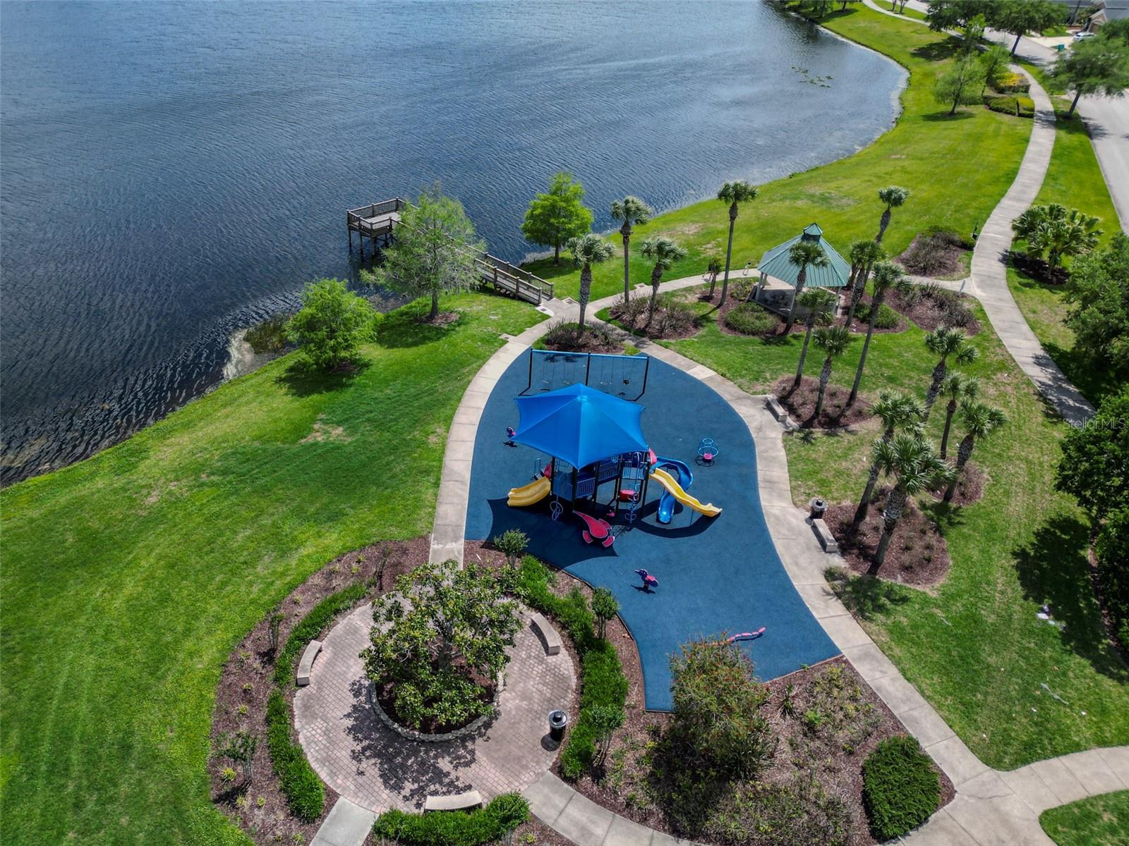 VISTA LAKES VLGS N-16 & N-17 WIN - Residential