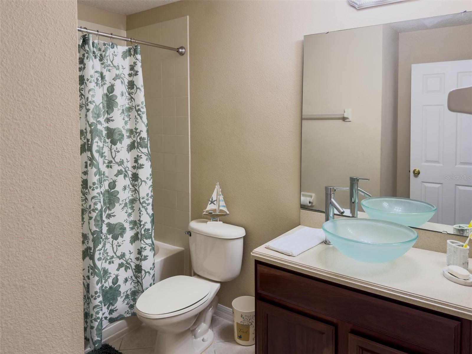 VISTA LAKES VLGS N-16 & N-17 WIN - Residential