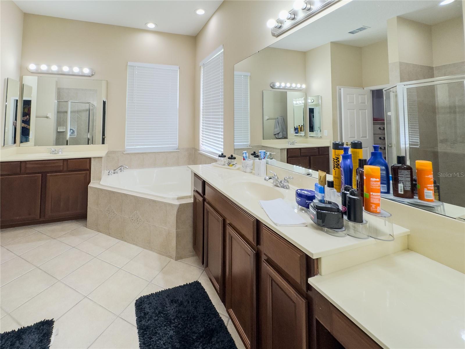 VISTA LAKES VLGS N-16 & N-17 WIN - Residential