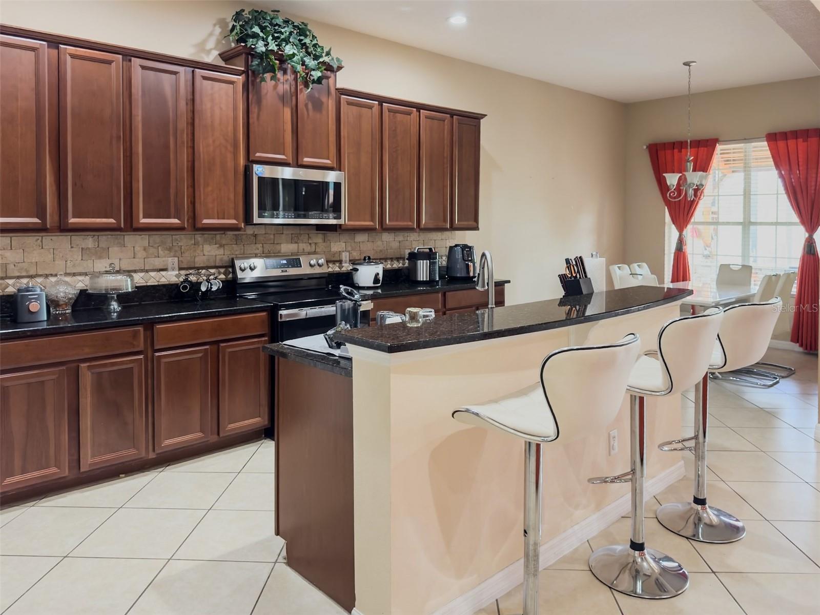 VISTA LAKES VLGS N-16 & N-17 WIN - Residential