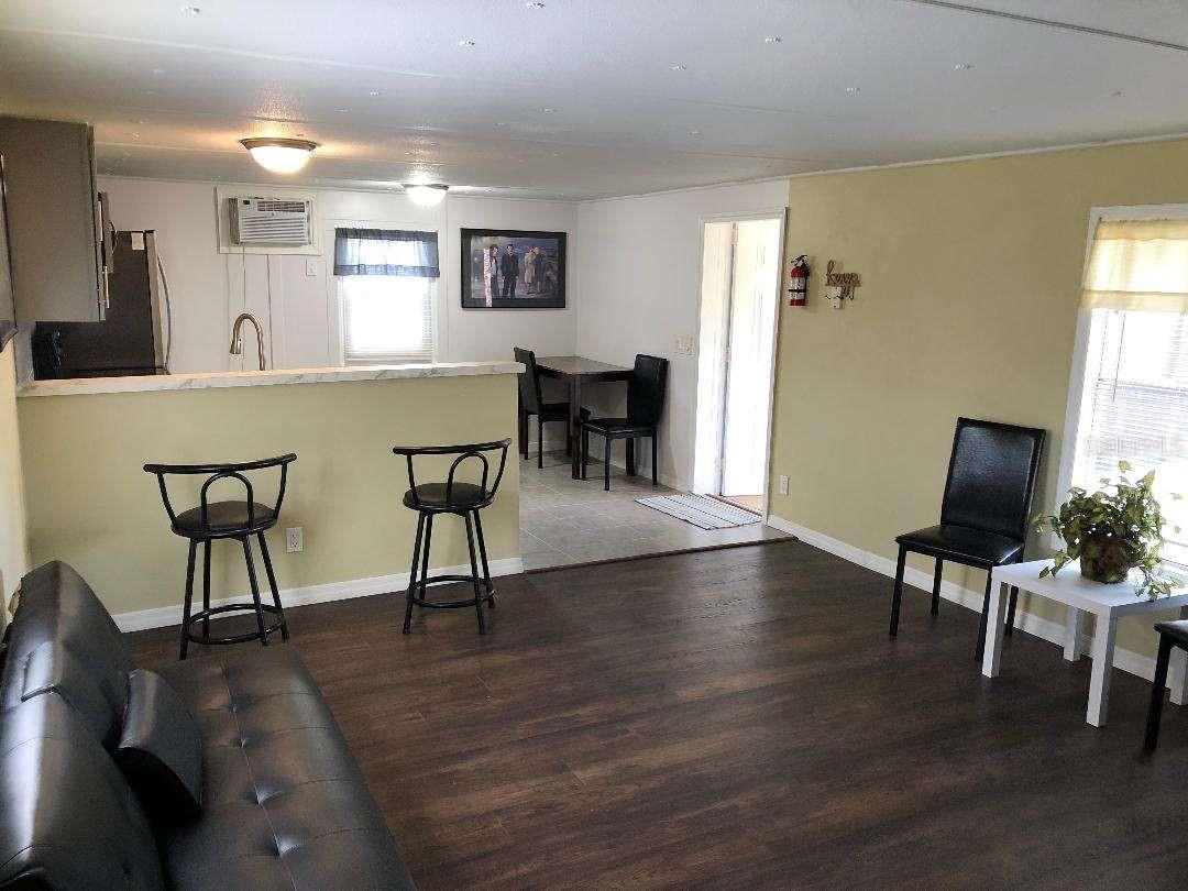 GROVELAND - Residential