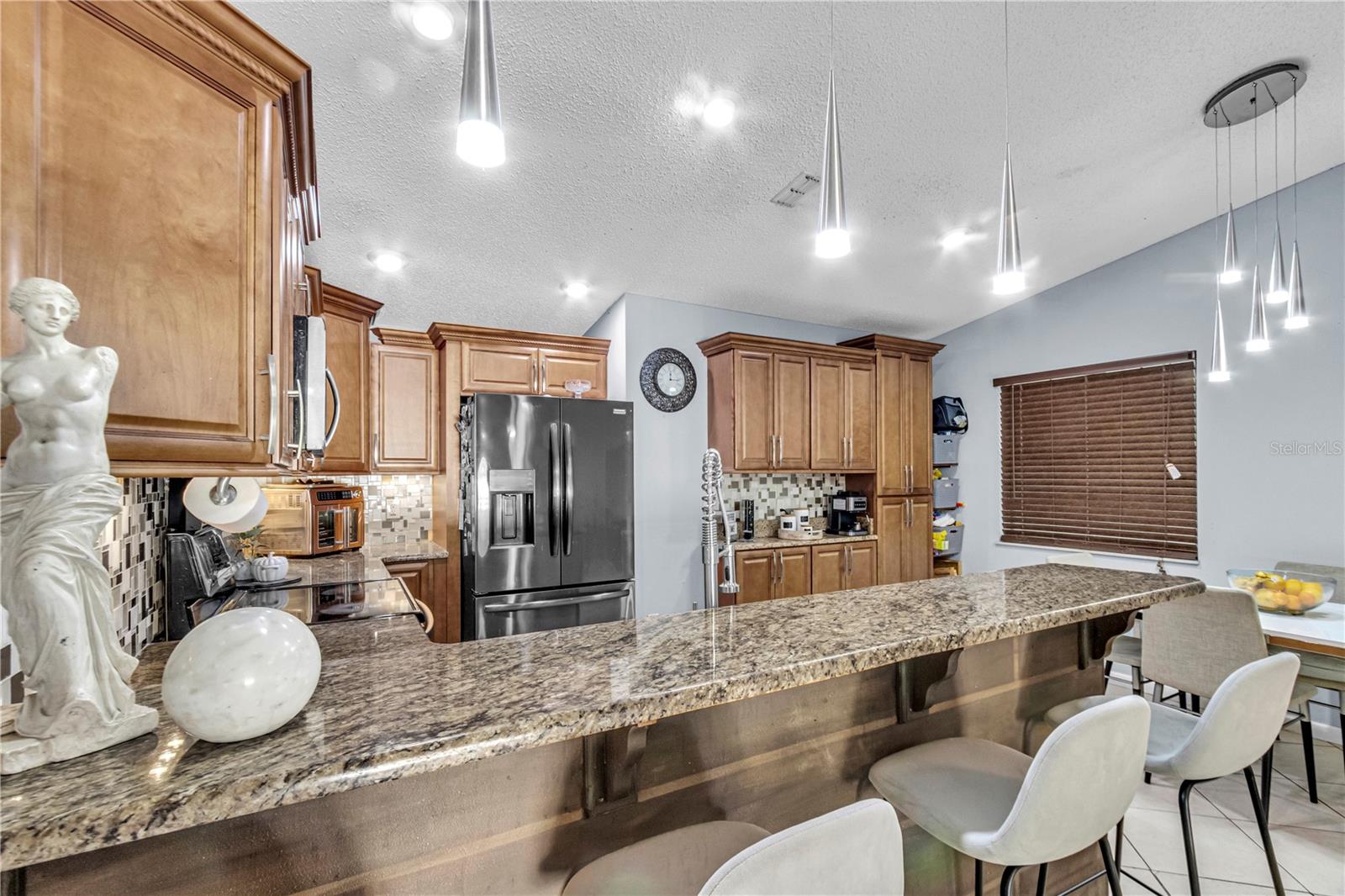 VALENCIA HILLS UNIT 1 - Residential