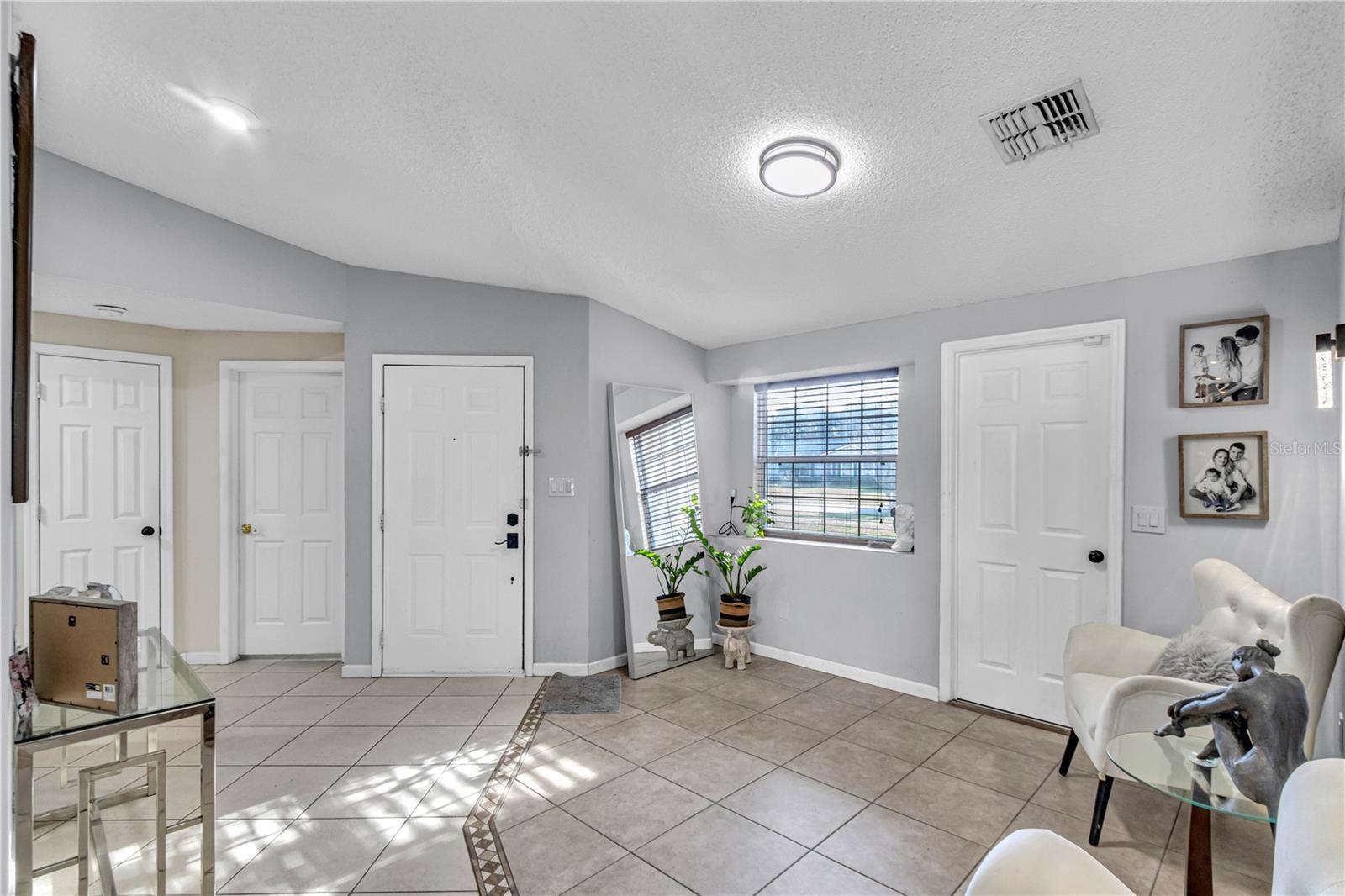 VALENCIA HILLS UNIT 1 - Residential