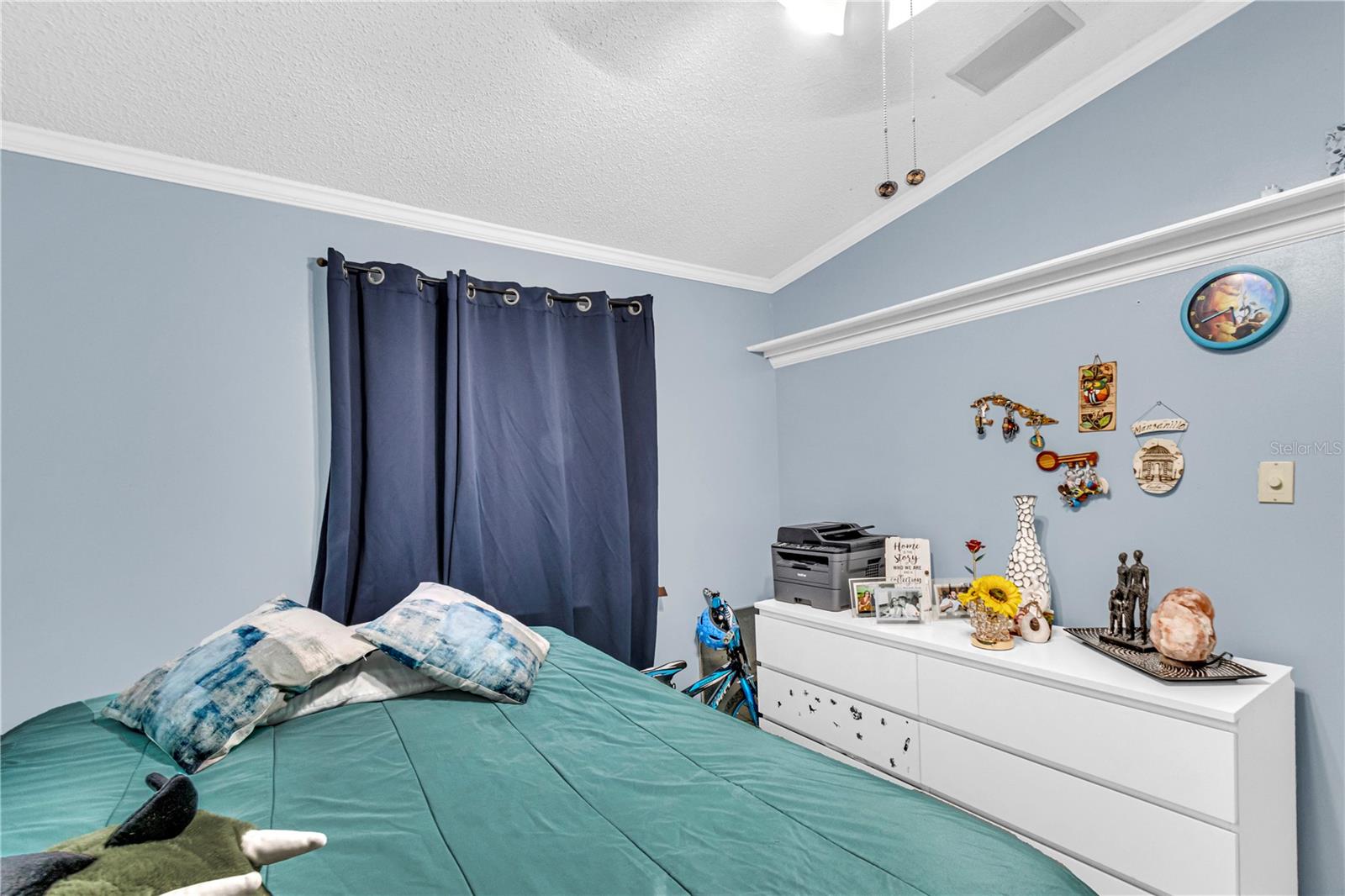 VALENCIA HILLS UNIT 1 - Residential