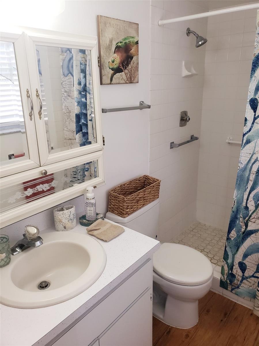 HARBOR CREST 400 APT - Residential