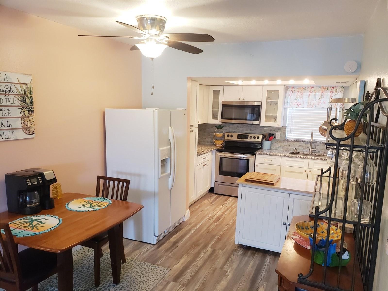 HARBOR CREST 400 APT - Residential