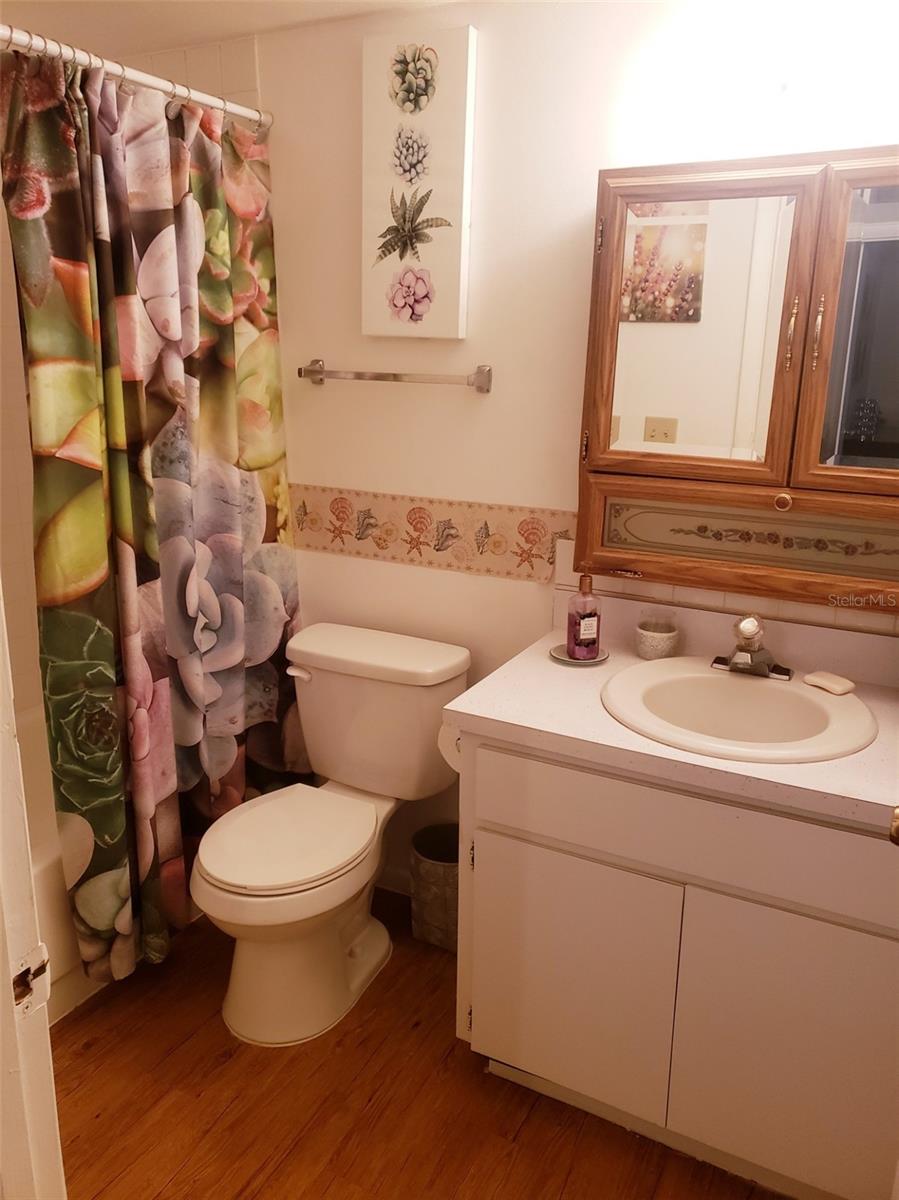 HARBOR CREST 400 APT - Residential