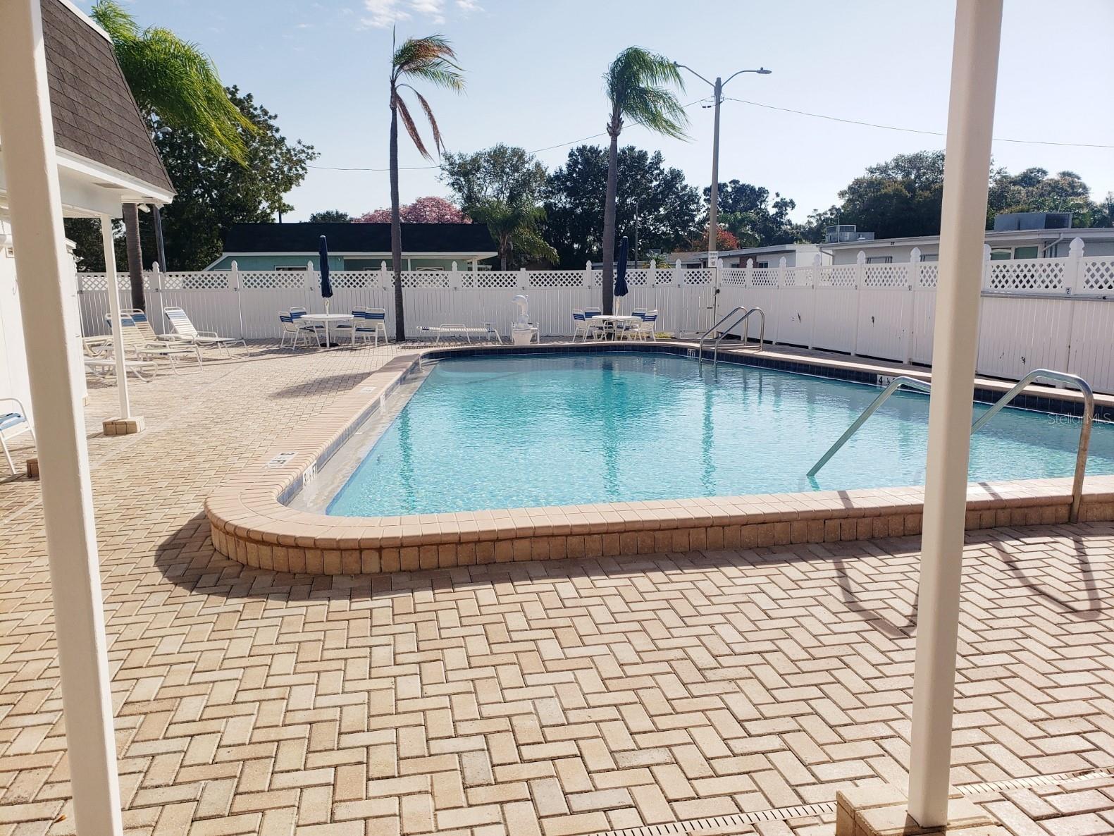 HARBOR CREST 400 APT - Residential