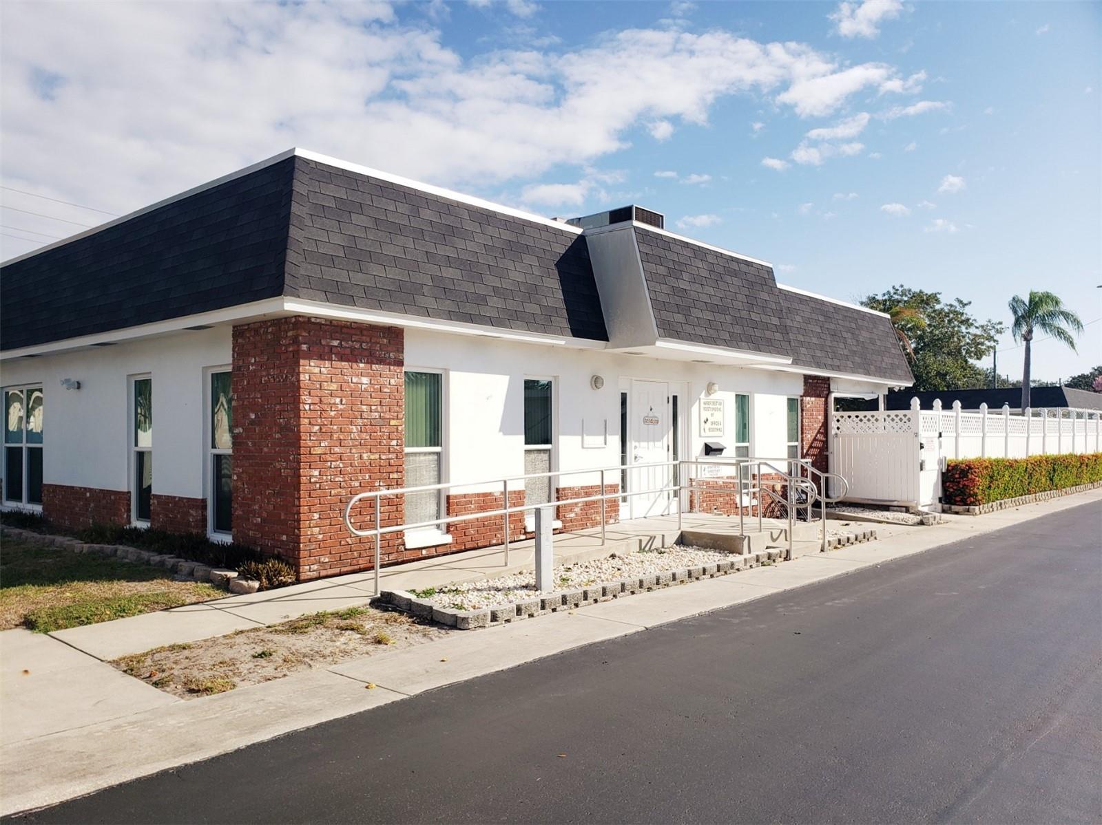 HARBOR CREST 400 APT - Residential