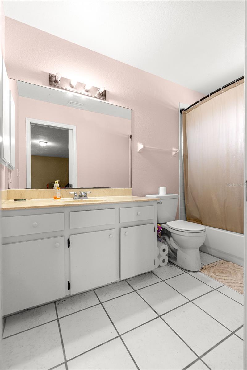 MARION OAKS - Residential