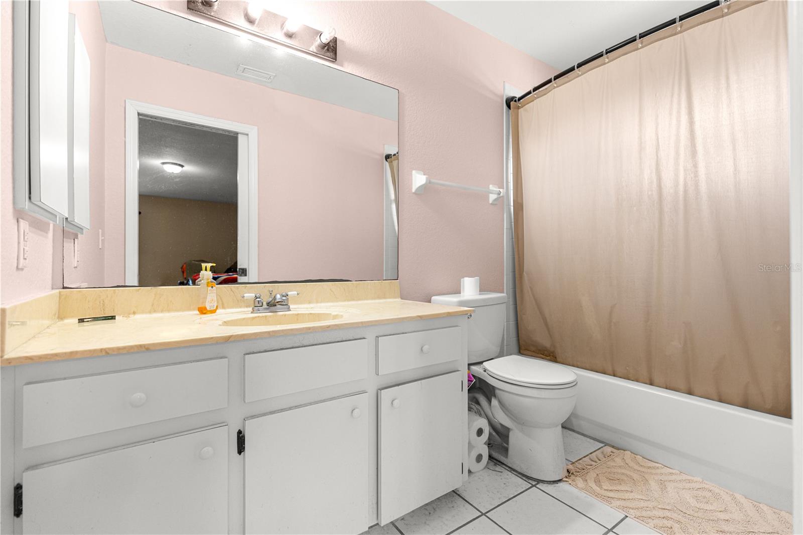 MARION OAKS - Residential