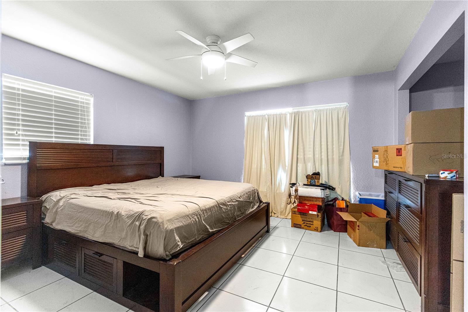 MARION OAKS - Residential