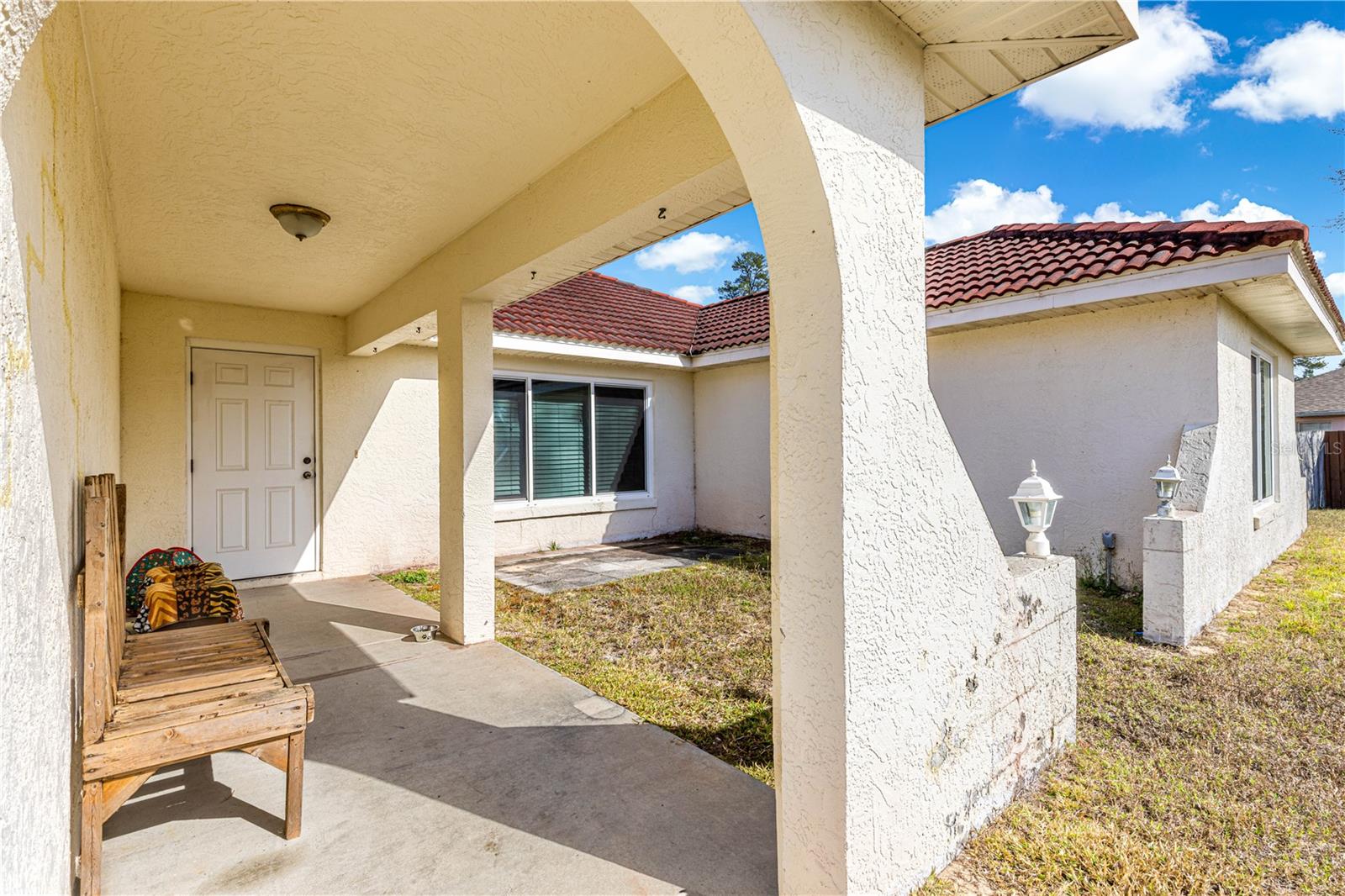 MARION OAKS - Residential