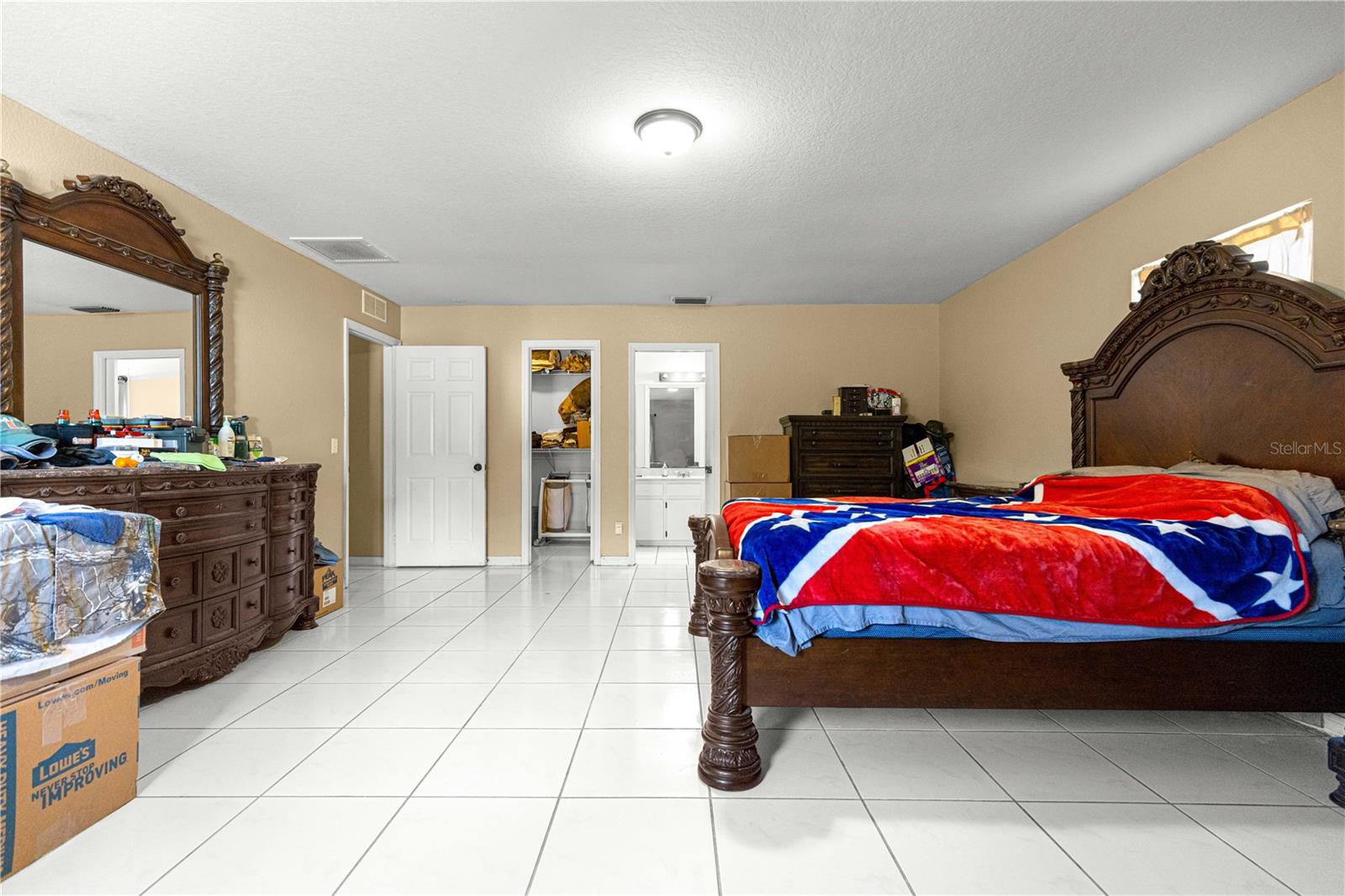 MARION OAKS - Residential