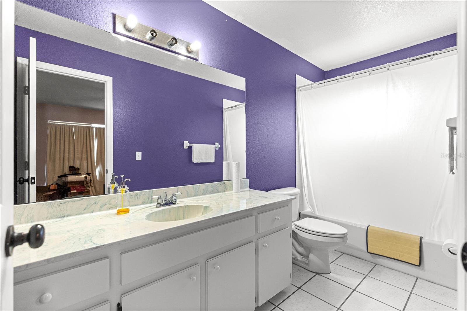 MARION OAKS - Residential