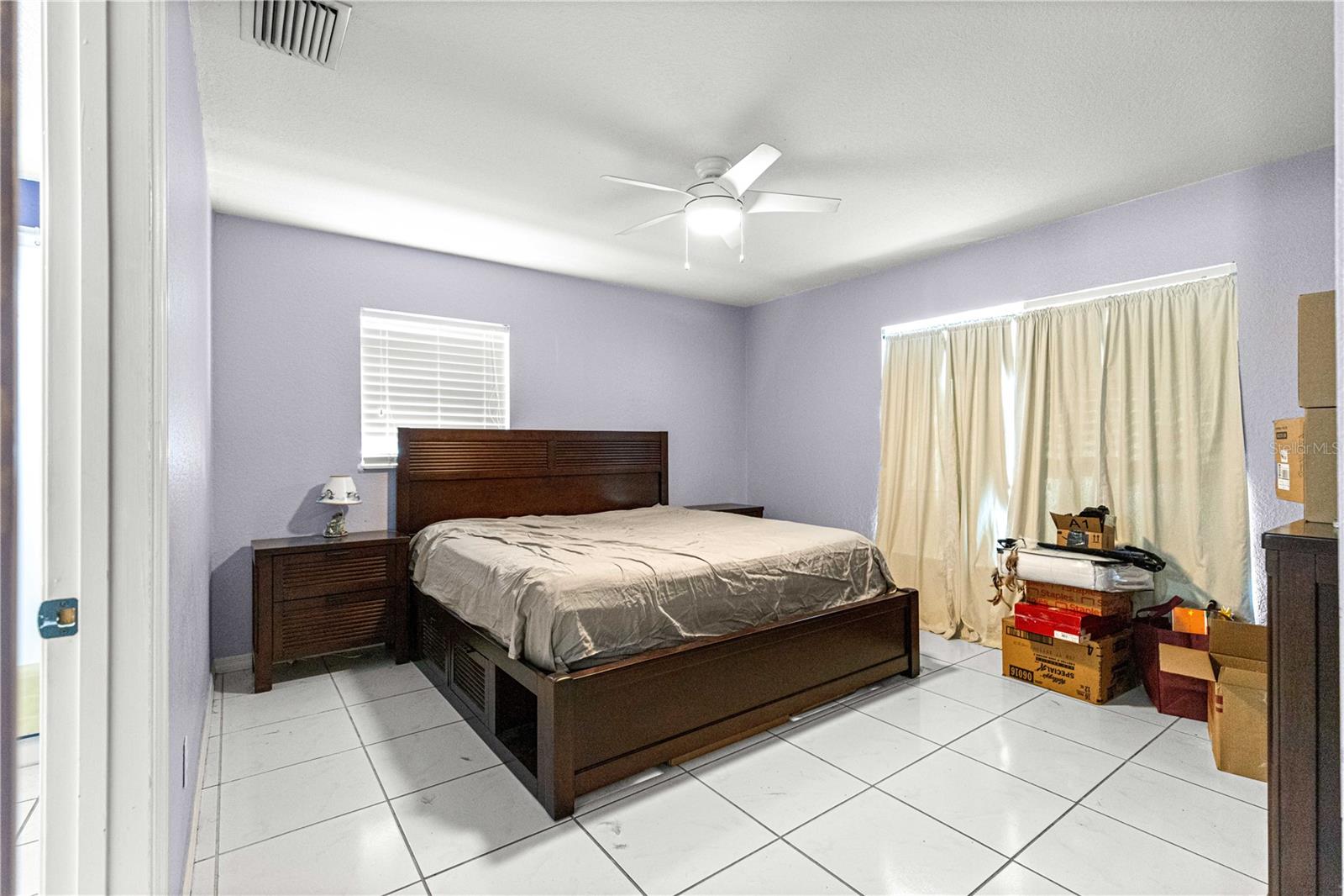 MARION OAKS - Residential