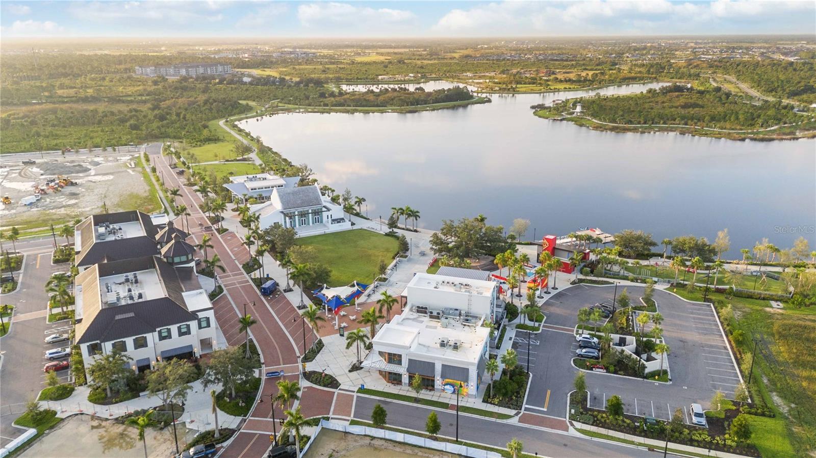 WELLEN PARK GOLF & COUNTRY CLUB - Residential