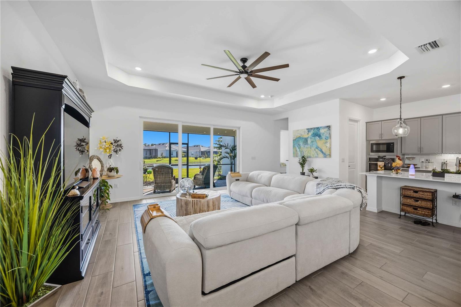 WELLEN PARK GOLF & COUNTRY CLUB - Residential