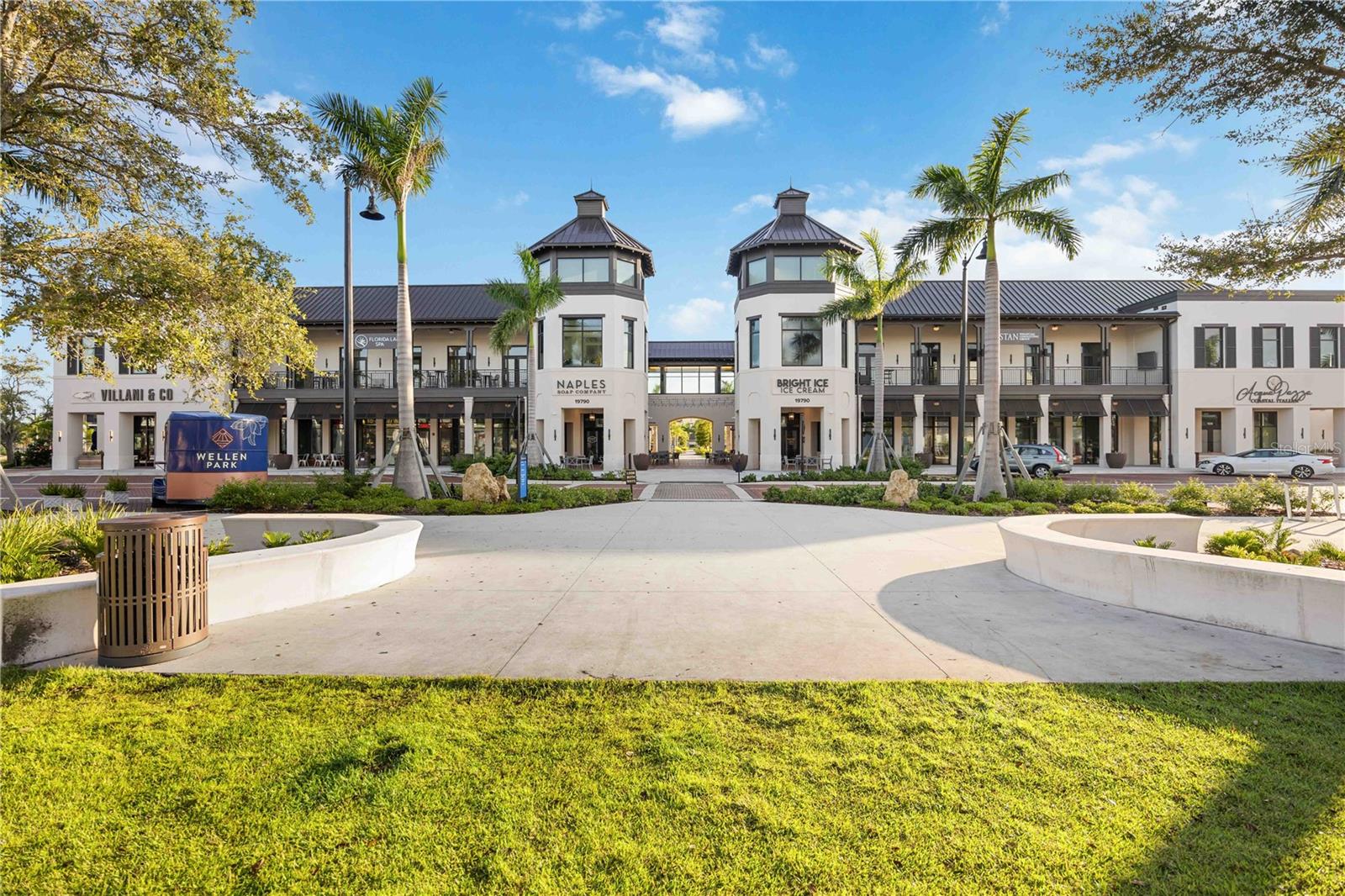 WELLEN PARK GOLF & COUNTRY CLUB - Residential