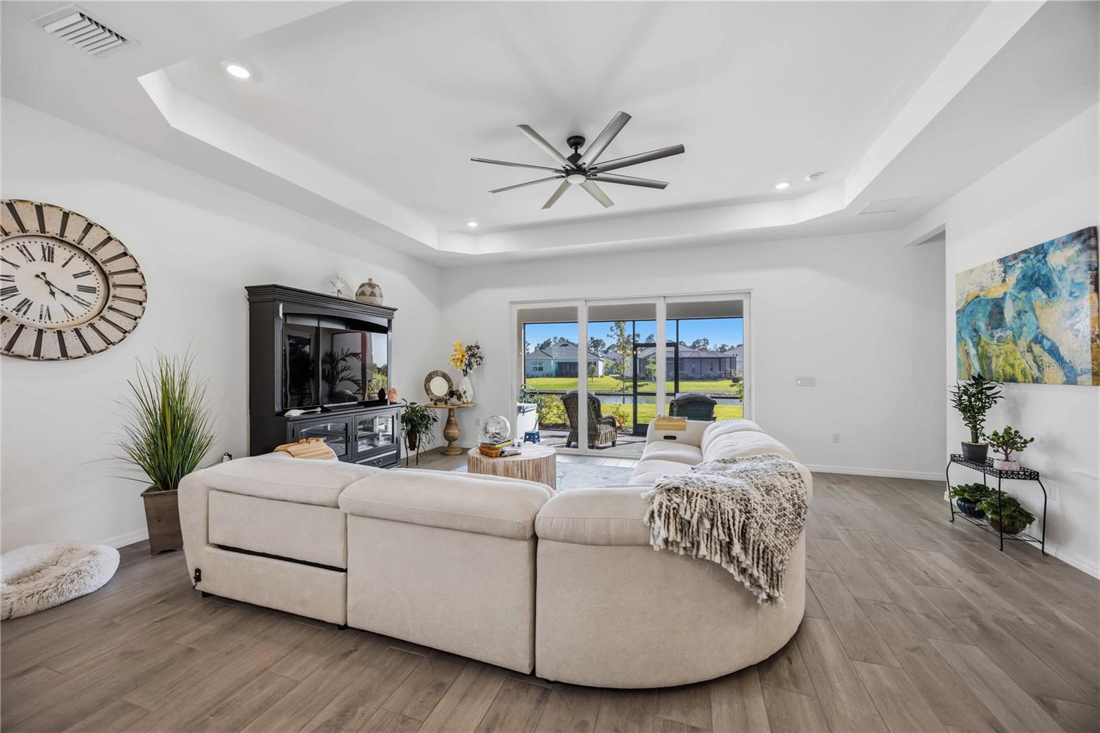 WELLEN PARK GOLF & COUNTRY CLUB - Residential