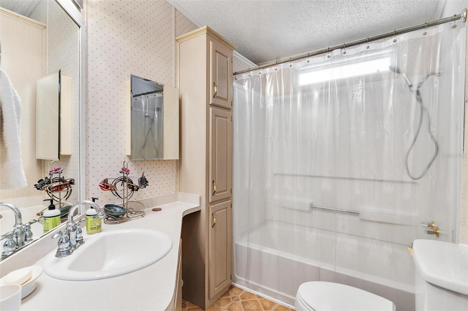 5720 - DEER RUN ESTS - Residential