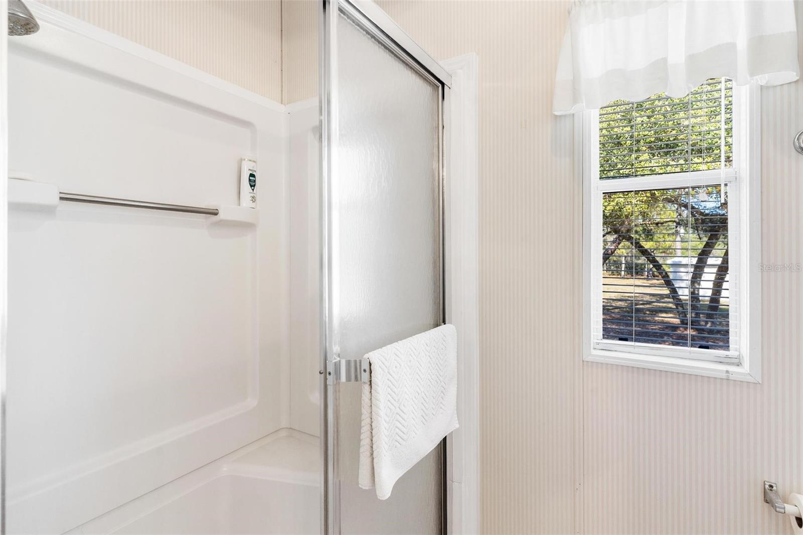 5720 - DEER RUN ESTS - Residential