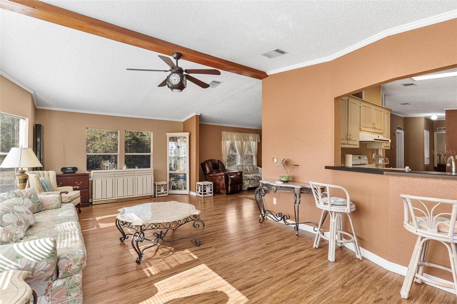 5720 - DEER RUN ESTS - Residential