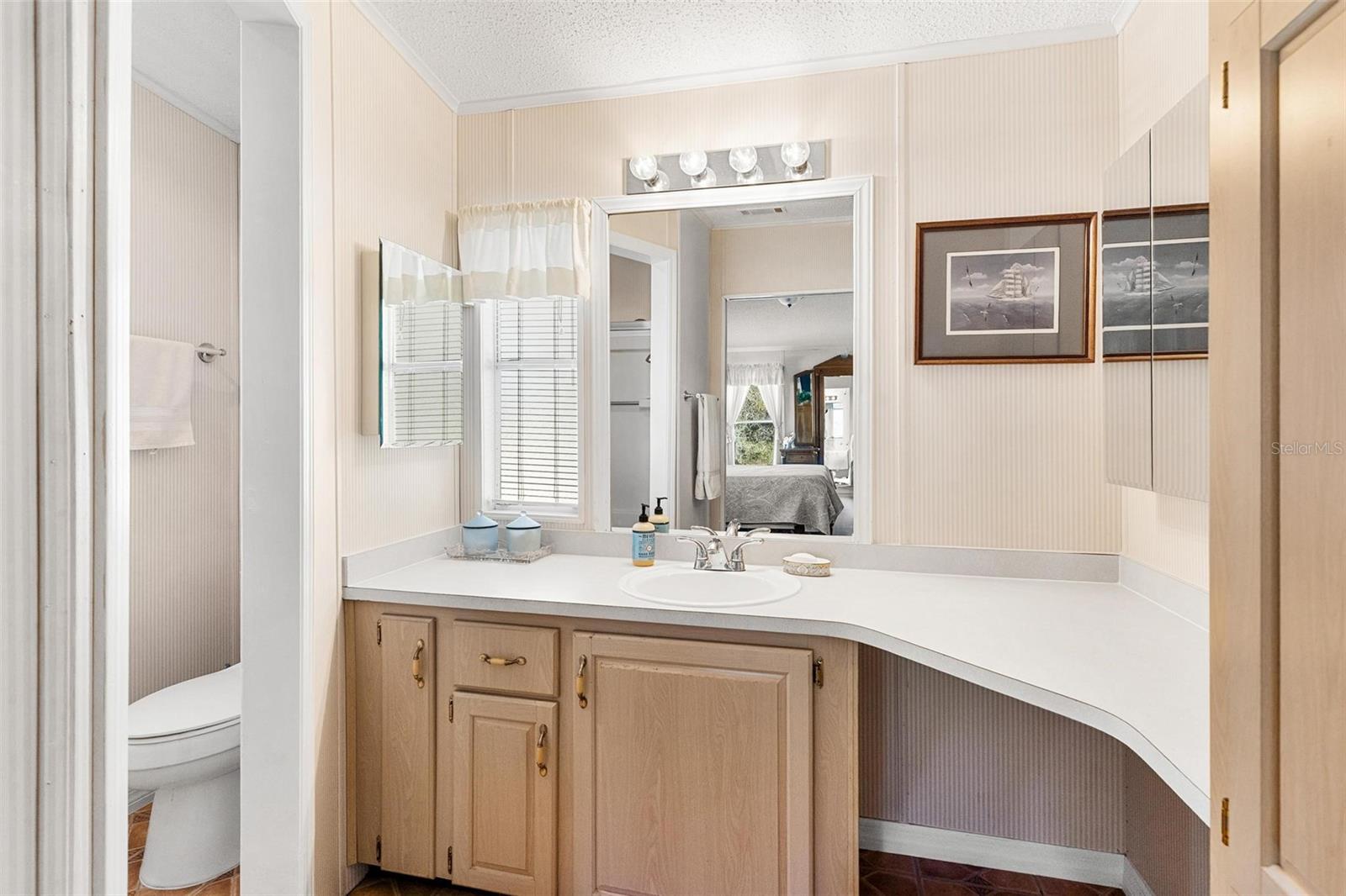 5720 - DEER RUN ESTS - Residential