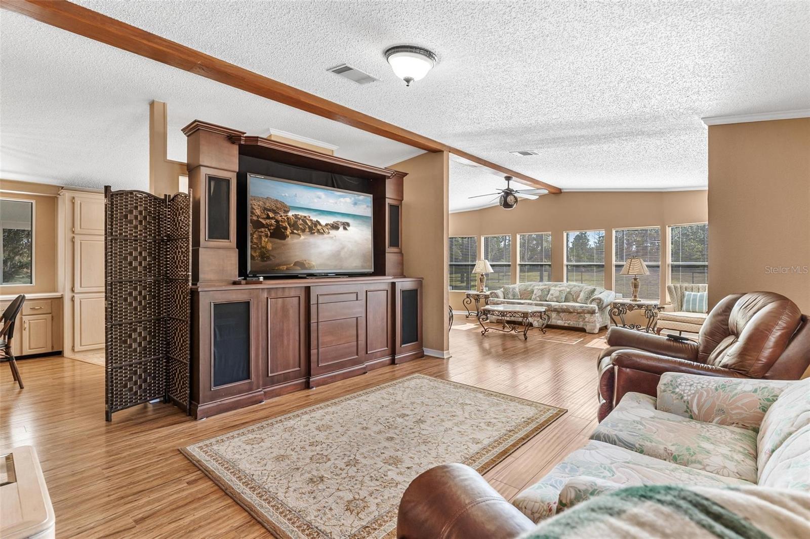 5720 - DEER RUN ESTS - Residential