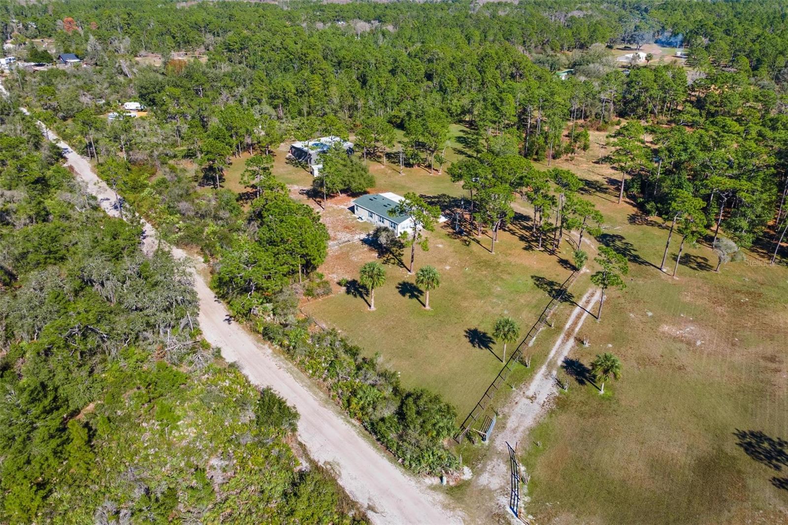 5720 - DEER RUN ESTS - Residential