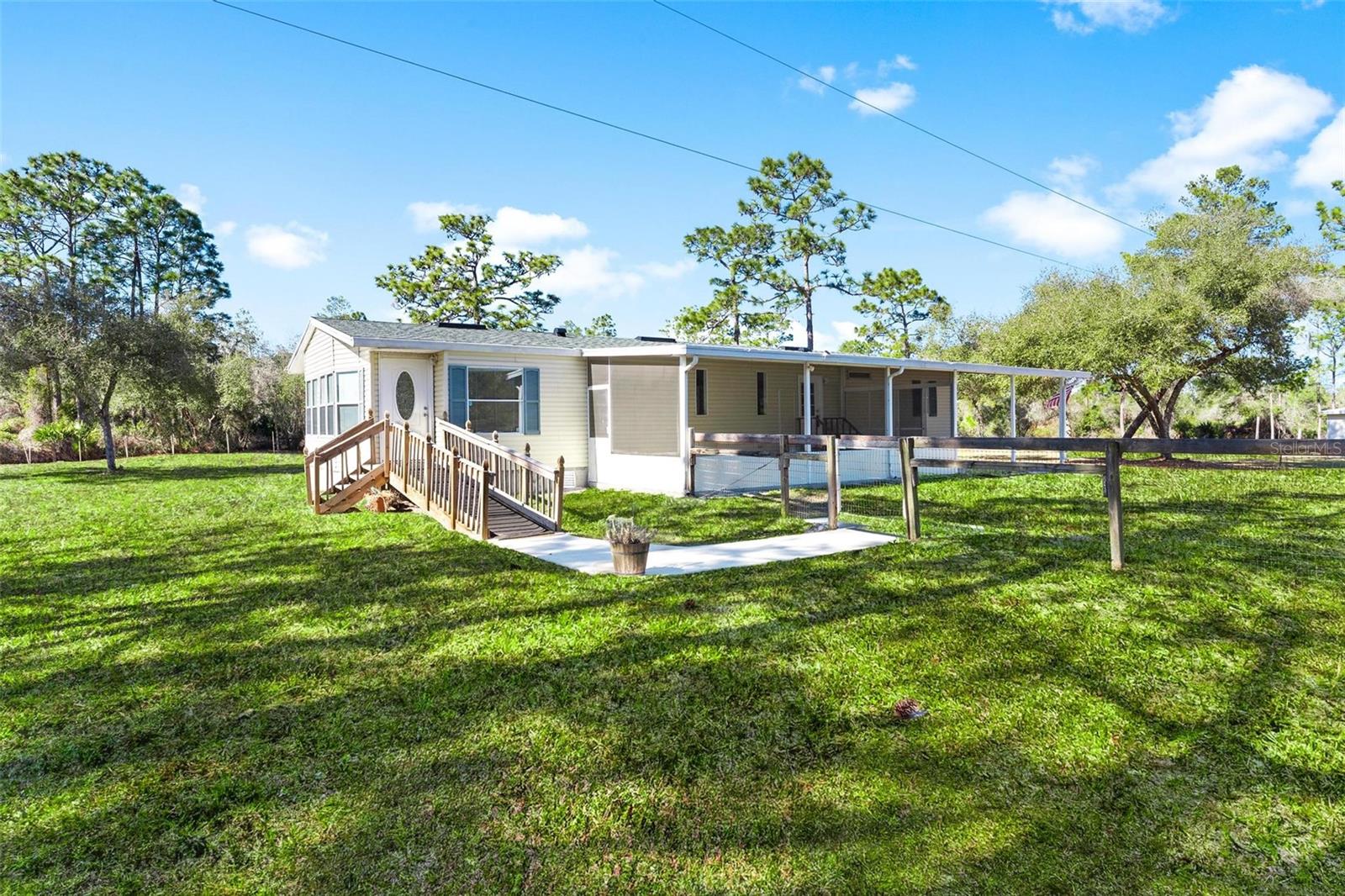 5720 - DEER RUN ESTS - Residential