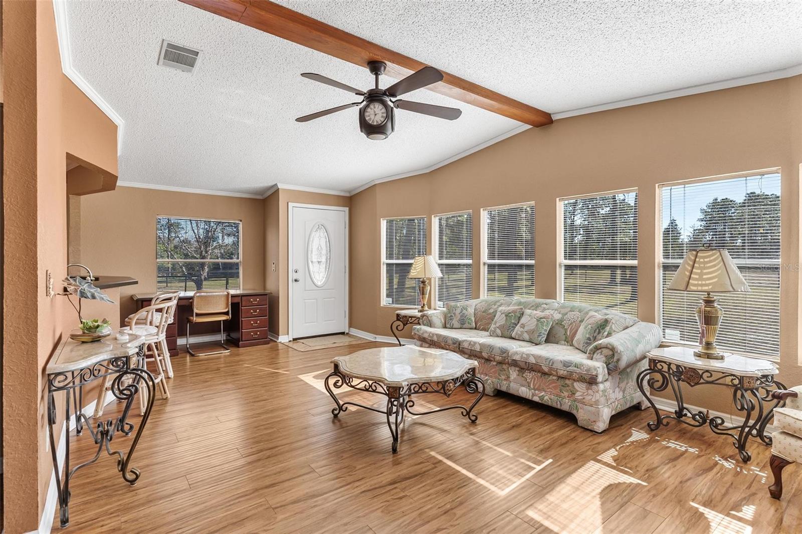 5720 - DEER RUN ESTS - Residential