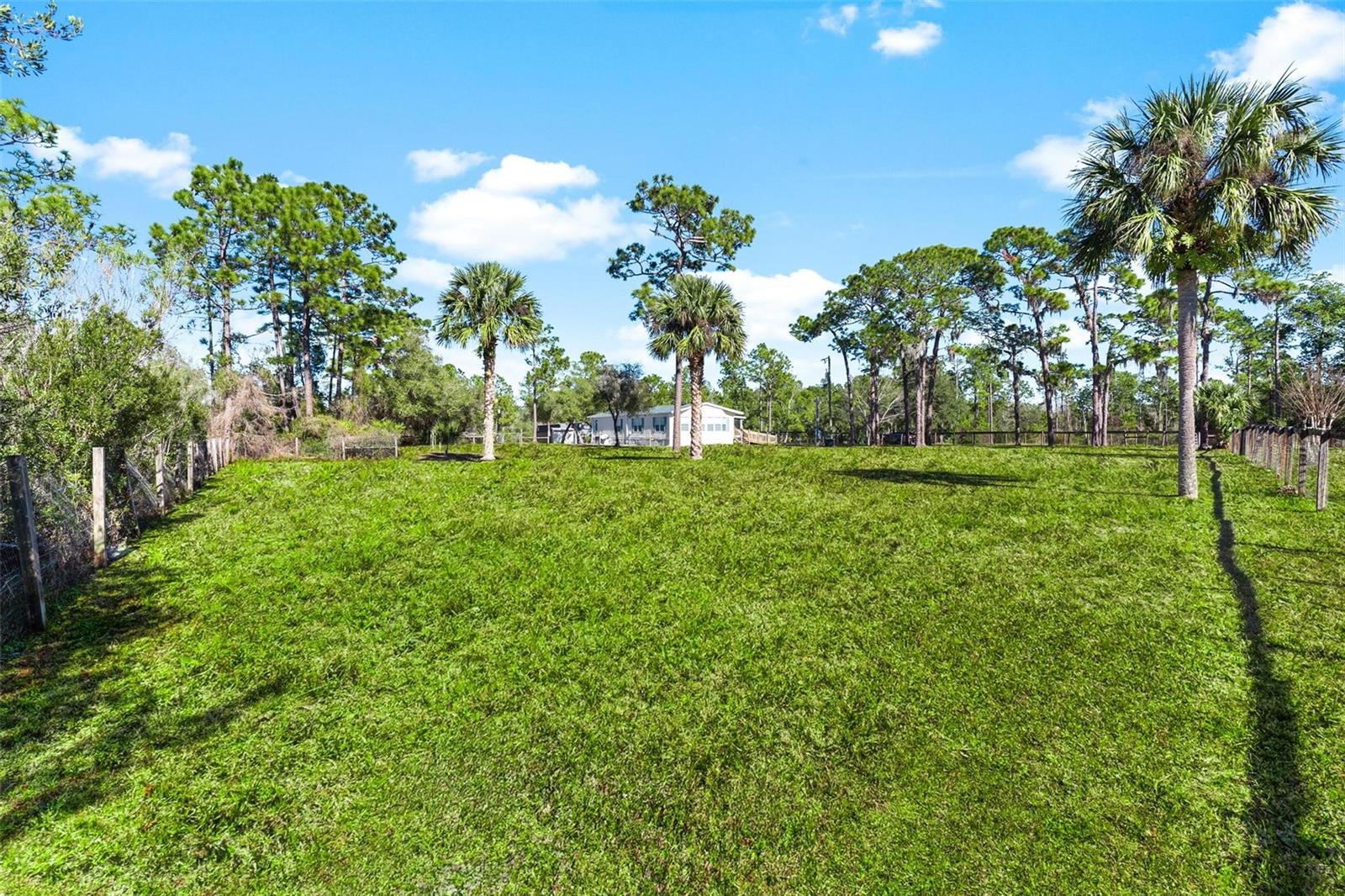 5720 - DEER RUN ESTS - Residential