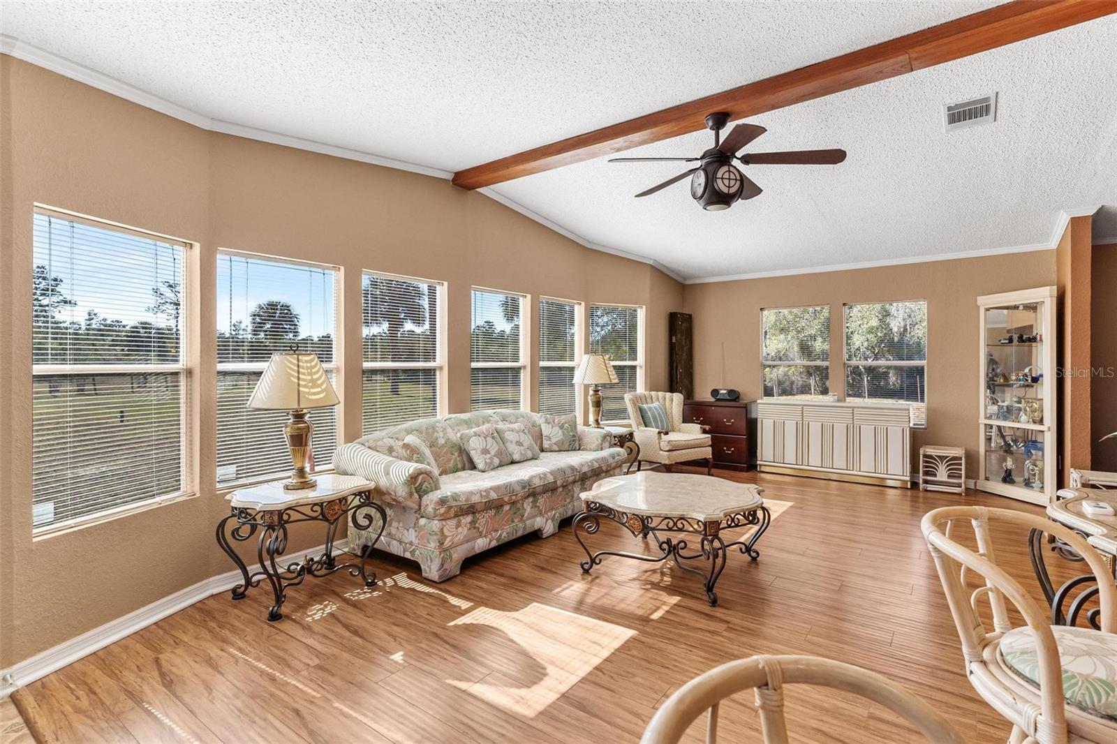 5720 - DEER RUN ESTS - Residential