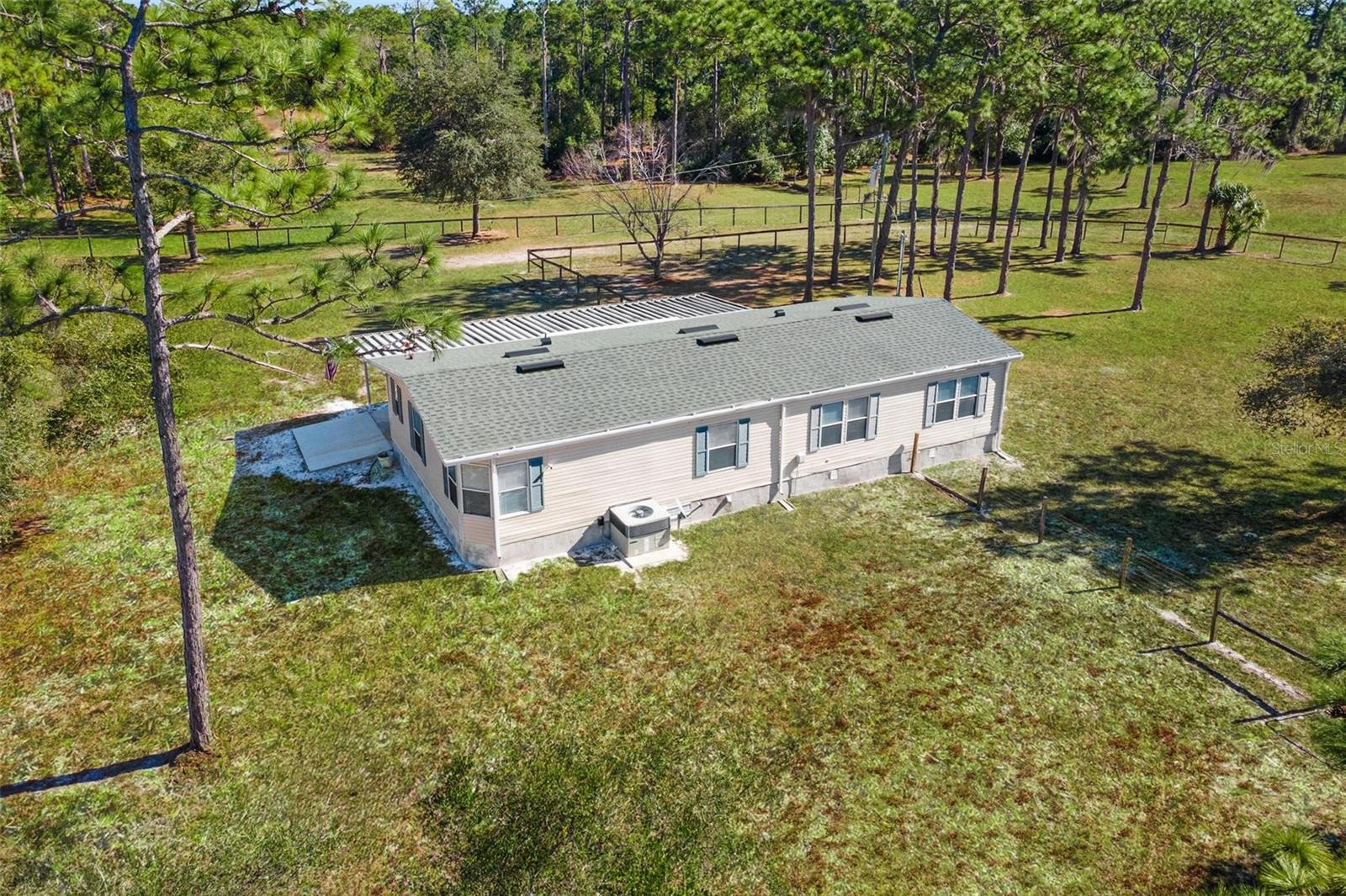 5720 - DEER RUN ESTS - Residential