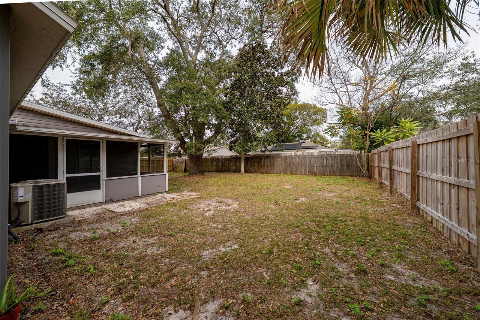 SUMMERSET - Residential Lease