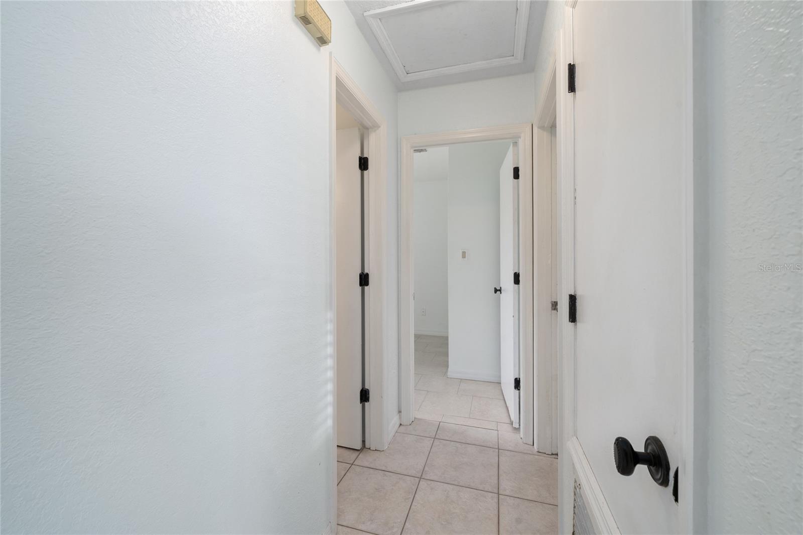 SUMMERSET - Residential Lease