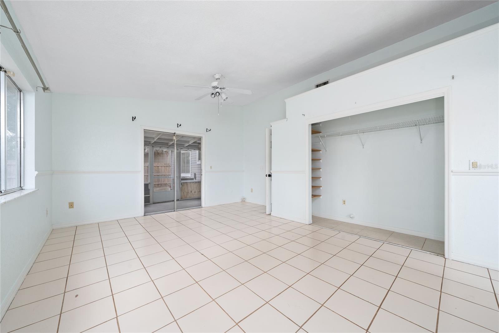 SUMMERSET - Residential Lease