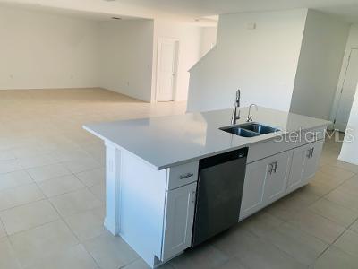 TIERRA DEL SOL EAST PH 1 - Residential Lease