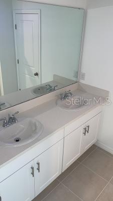 TIERRA DEL SOL EAST PH 1 - Residential Lease