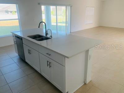 TIERRA DEL SOL EAST PH 1 - Residential Lease