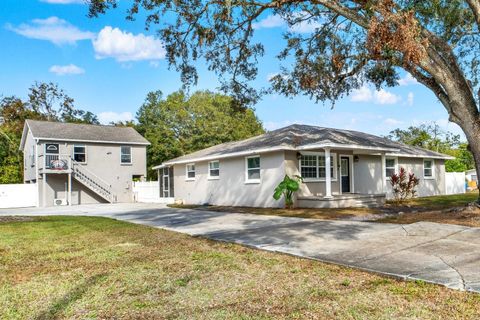 A home in TAMPA