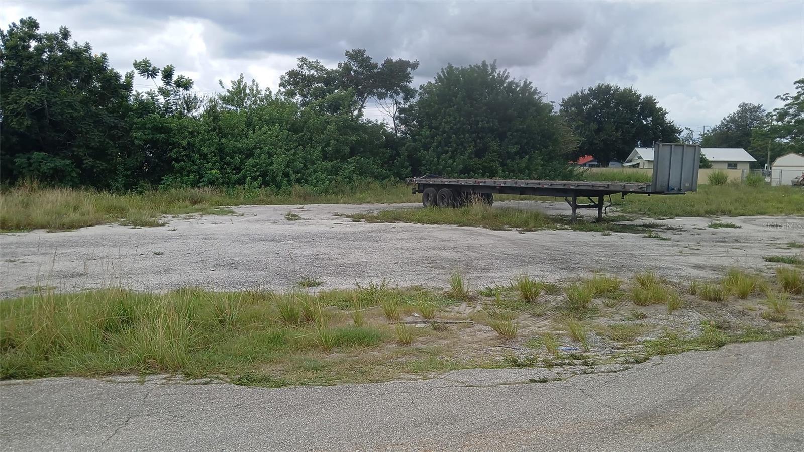 SOUTHSIDE PARK SUB - Land