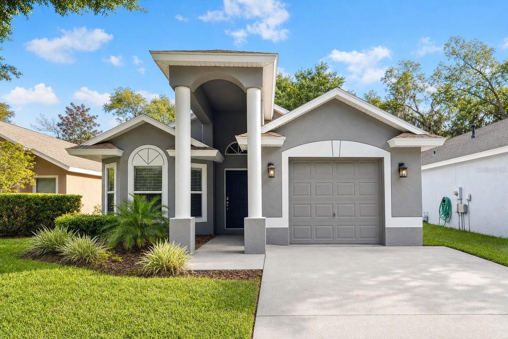 Photo of 5834 Tanagerlake Road, Lithia, FL 33547 (MLS # O6424576)