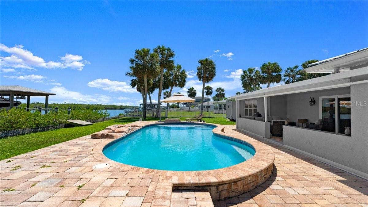 5809 RIVERSIDE DRIVE