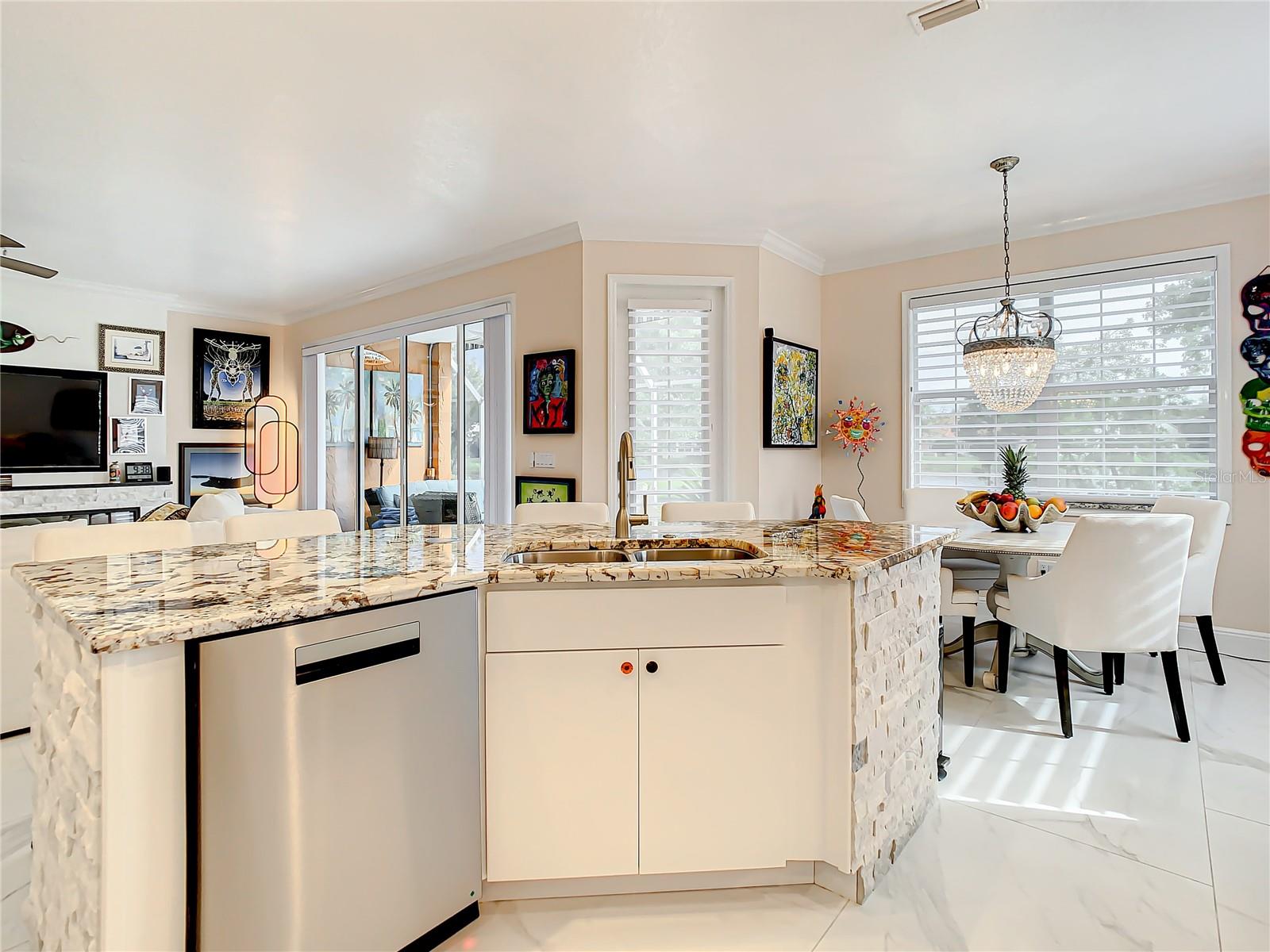 CALIENTE - Residential