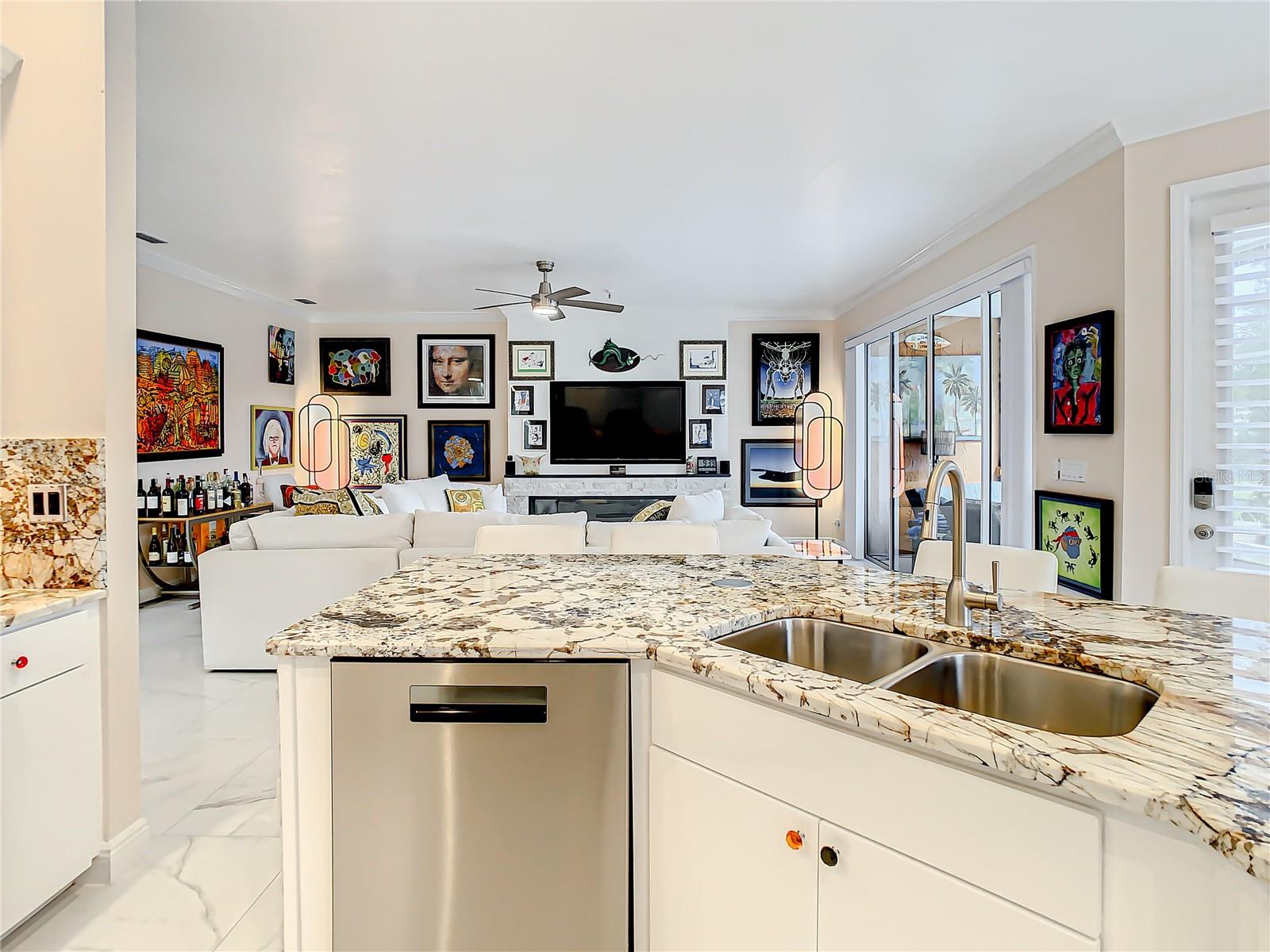 CALIENTE - Residential